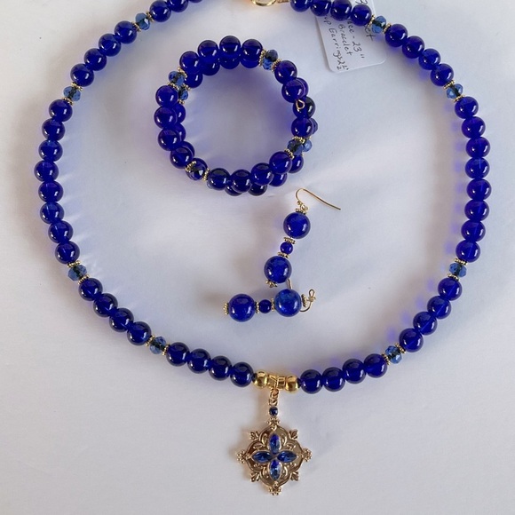 Hand Crafted Pendant Necklace Wrap Bracelet Pierced Earrings Royal Blue Beads - Picture 1 of 16